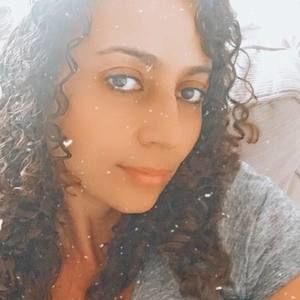 Meet your Posher, Carolina